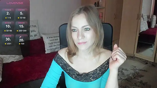 Snapshot of Tiffany_Bates chatting on 06-30-26, 10:26 Tiffany Bates online show from 06-30-26, 10:26