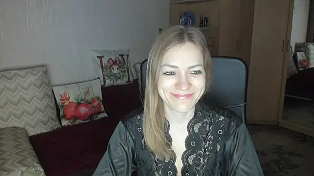 Tiffany Bates online show from 01-07-26, 04:28