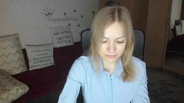 Tiffany Bates online show from 11-01-25, 03:13