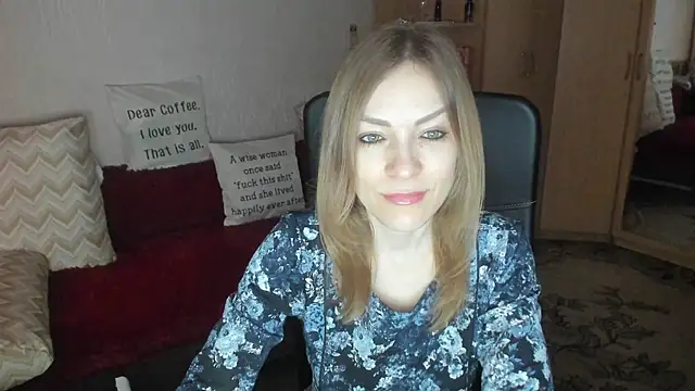 Tiffany Bates online show from 04-05-26, 03:46