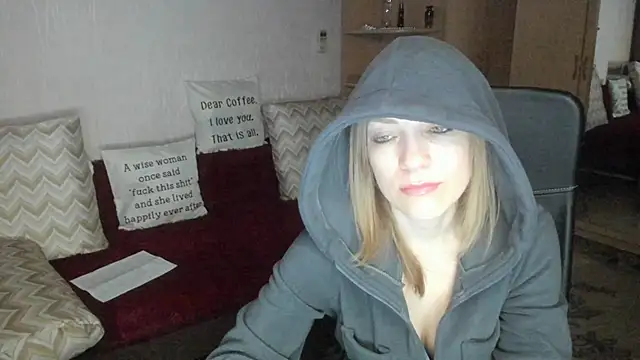 Tiffany Bates online show from 02-22-26, 03:35