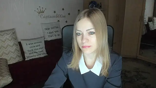 Tiffany Bates online show from 11-02-25, 03:11