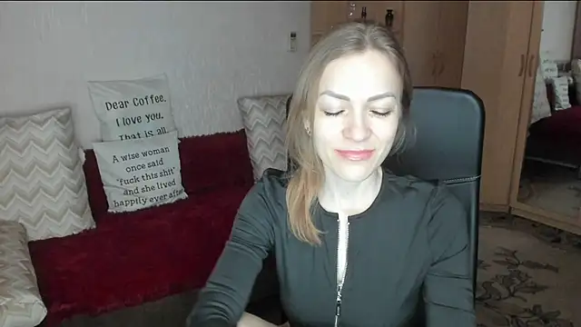 Tiffany Bates online show from 03-07-26, 03:35