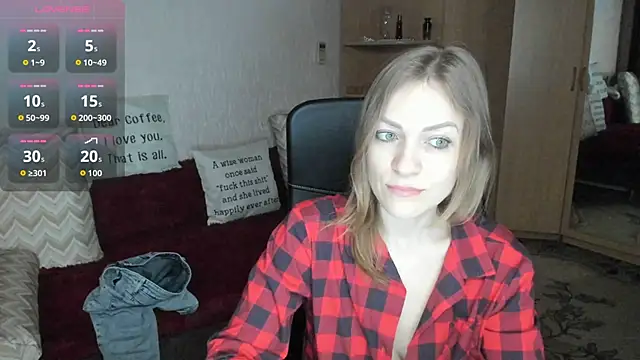 Tiffany Bates online show from 04-12-26, 03:04