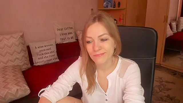 Tiffany Bates online show from 02-03-26, 08:52