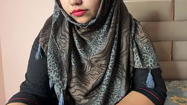Miss Rose   online show from 06-19-26, 05:57