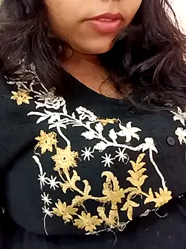 Miss Rose   online show from 10-30-25, 06:12