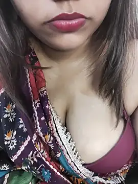 Miss Rose   online show from 11-03-25, 06:18