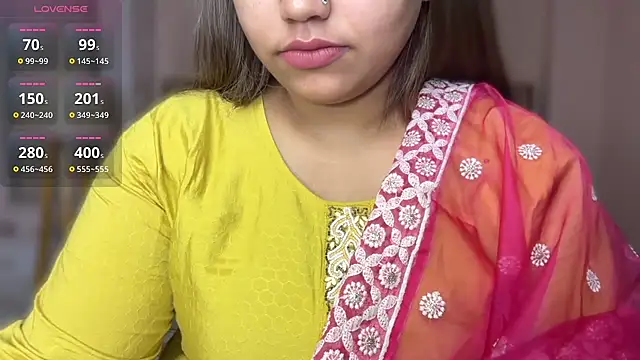 Miss Rose   online show from 07-19-26, 04:54