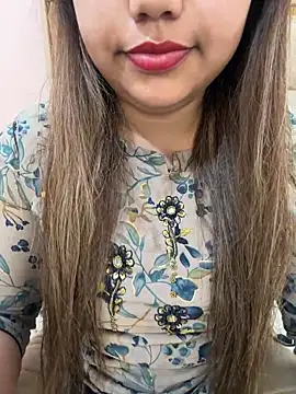 Miss Rose   online show from 05-18-26, 08:30