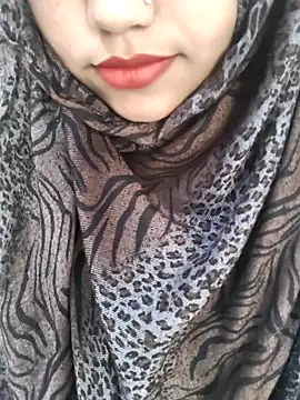 Miss Rose   online show from 04-15-26, 05:46