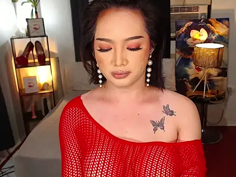 xXCompassionateLoveXx online show from 10-18-25, 01:51
