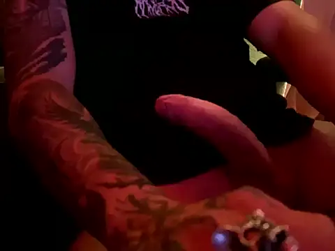 Snapshot of Sinner___ chatting on 11-16-25, 11:52 Sinner online show from 11-16-25, 11:52