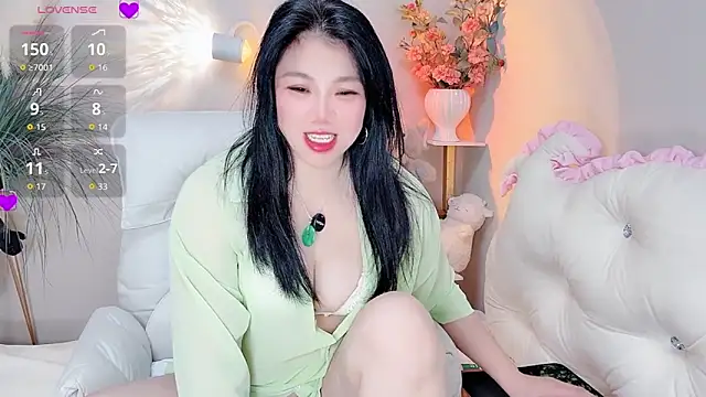 Huanhuan- online show from 03-12-26, 09:02