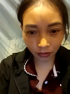 Snapshot of Phiny_xx chatting on 09-29-25, 02:23 Phiny xx online show from 09-29-25, 02:23