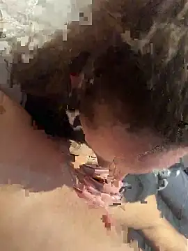 Snapshot of Gabrielrdsouza chatting on 10-21-25, 04:06 Gabrielrdsouza online show from 10-21-25, 04:06