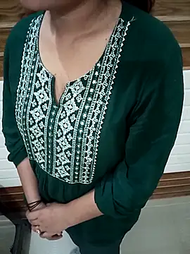 Minakshi 677 online show from 12-16-25, 08:02