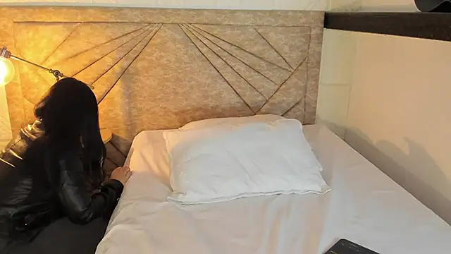 EmmaBlossom online show from 03-27-26, 12:39