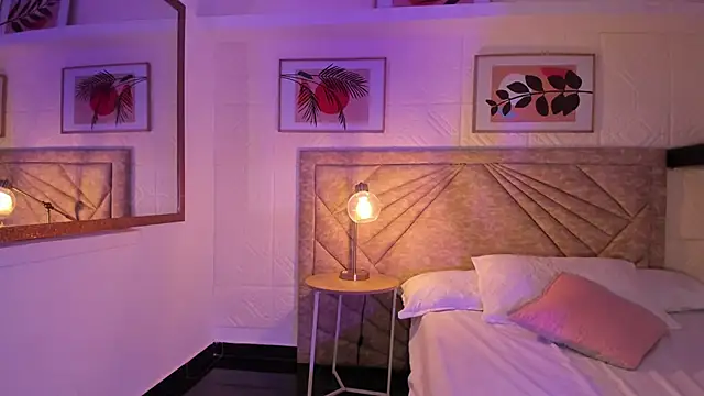 EmmaBlossom online show from 03-06-26, 12:44