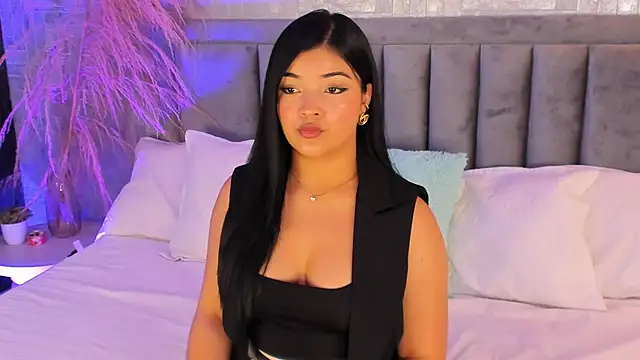 EmmaBlossom online show from 11-07-25, 07:18