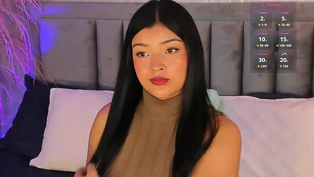 EmmaBlossom online show from 10-29-25, 07:13