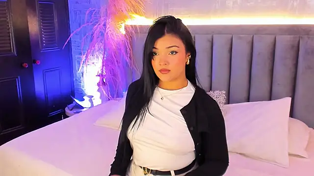 EmmaBlossom online show from 11-28-25, 07:25