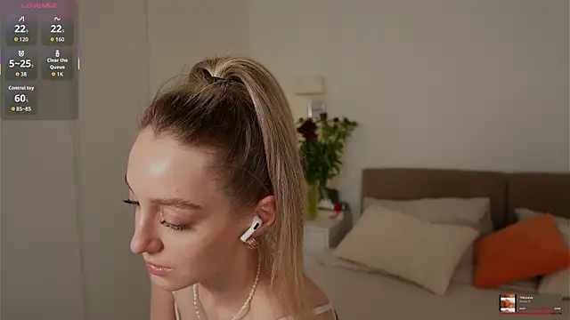 SophieBelll online show from 05-24-26, 10:37
