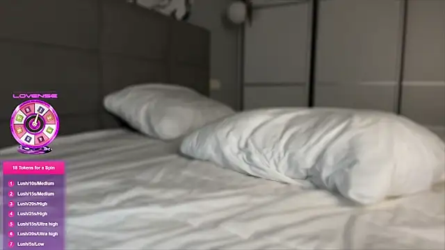 wildkkitten online show from 05-14-26, 07:22