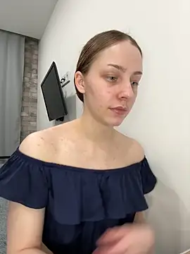 Im Regina online show from 11-27-25, 03:01