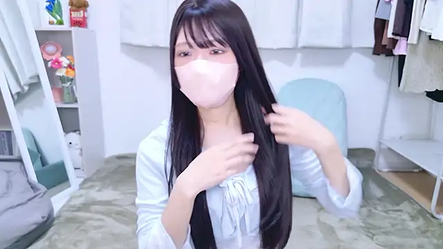 Snapshot of rinochi_ chatting on 10-06-25, 11:11 rinochi online show from 10-06-25, 11:11