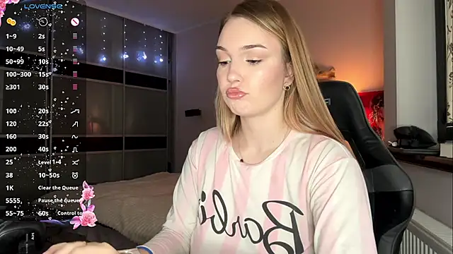 EvaCarter1 online show from 01-11-26, 10:11