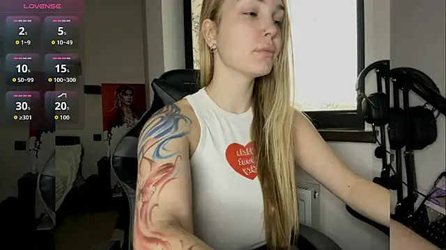 EvaCarter1 online show from 10-02-25, 10:40