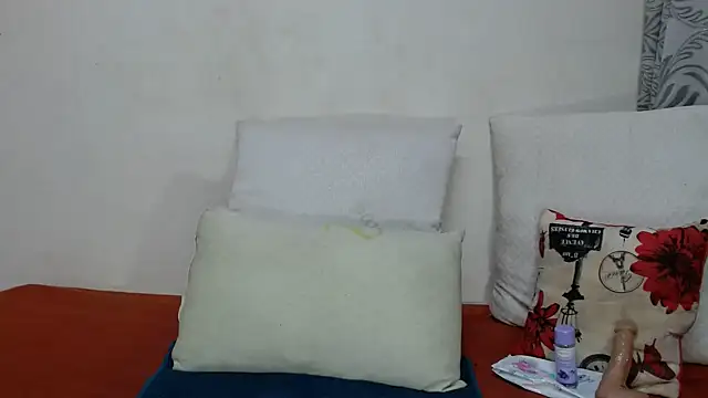 Snapshot of stunna-gir chatting on 10-18-25, 06:32 stunna-gir online show from 10-18-25, 06:32