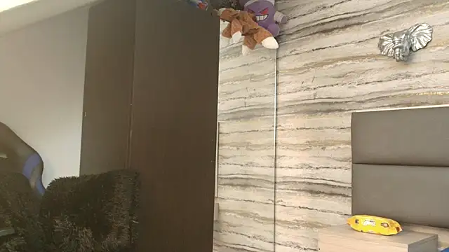 Lovers 21 online show from 02-13-26, 03:39