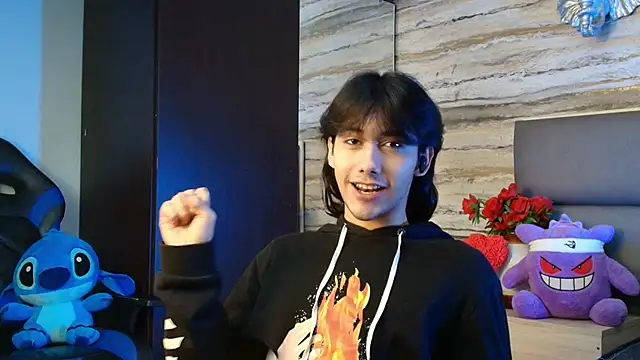 Lovers 21 online show from 02-20-26, 03:58