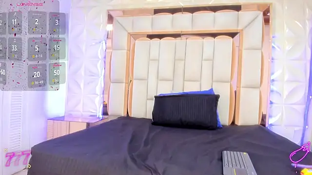 Sarah Adamss online show from 04-13-26, 12:31