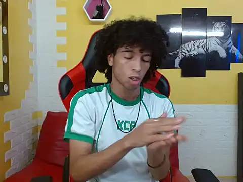 xion ez online show from 10-28-25, 07:57