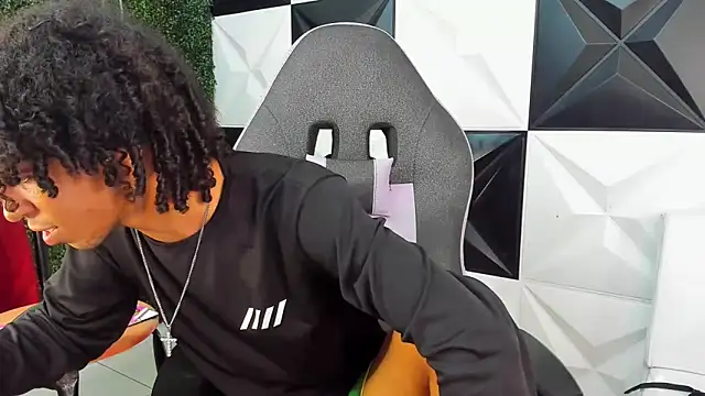 xion ez online show from 04-10-26, 08:05