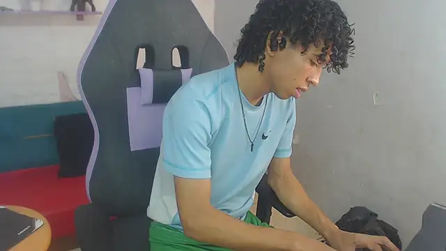 xion ez online show from 12-16-25, 09:30