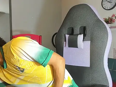 xion ez online show from 10-24-25, 07:02