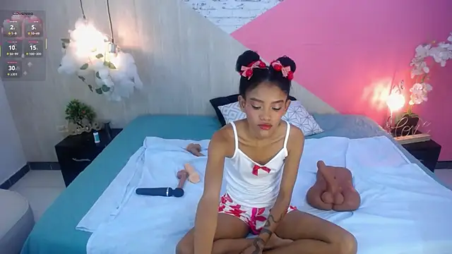 adisson petite1 online show from 02-13-26, 05:57