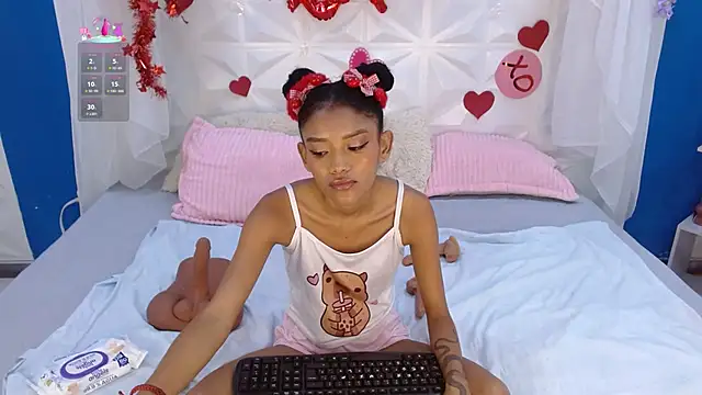 adisson petite1 online show from 02-17-26, 05:43