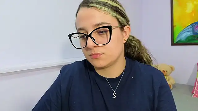 Snapshot of katiaa_lovv chatting on 02-12-26, 12:10 katiaa lovv online show from 02-12-26, 12:10