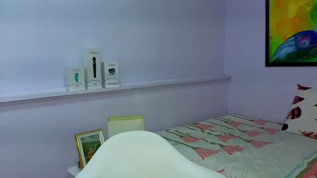 Snapshot of katiaa_lovv chatting on 02-18-26, 12:23 katiaa lovv online show from 02-18-26, 12:23