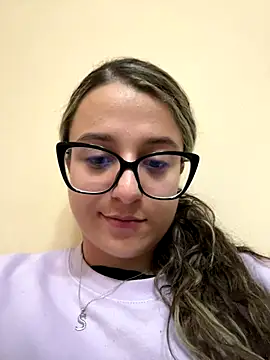 Snapshot of katiaa_lovv chatting on 01-07-26, 06:13 katiaa lovv online show from 01-07-26, 06:13