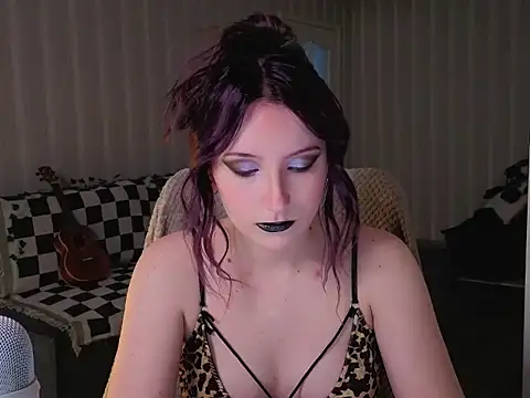 violet-siren-x online show from 05-12-26, 12:44