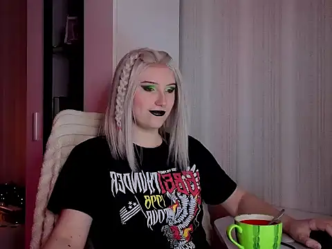 violet-siren-x online show from 03-03-26, 09:05