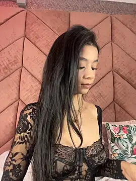 Snapshot of ChloeRosses chatting on 02-17-26, 03:37 ChloeRosses online show from 02-17-26, 03:37