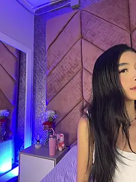 Snapshot of ChloeRosses chatting on 02-11-26, 12:54 ChloeRosses online show from 02-11-26, 12:54