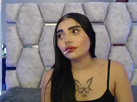 AnalyMilles online show from 10-24-25, 10:09